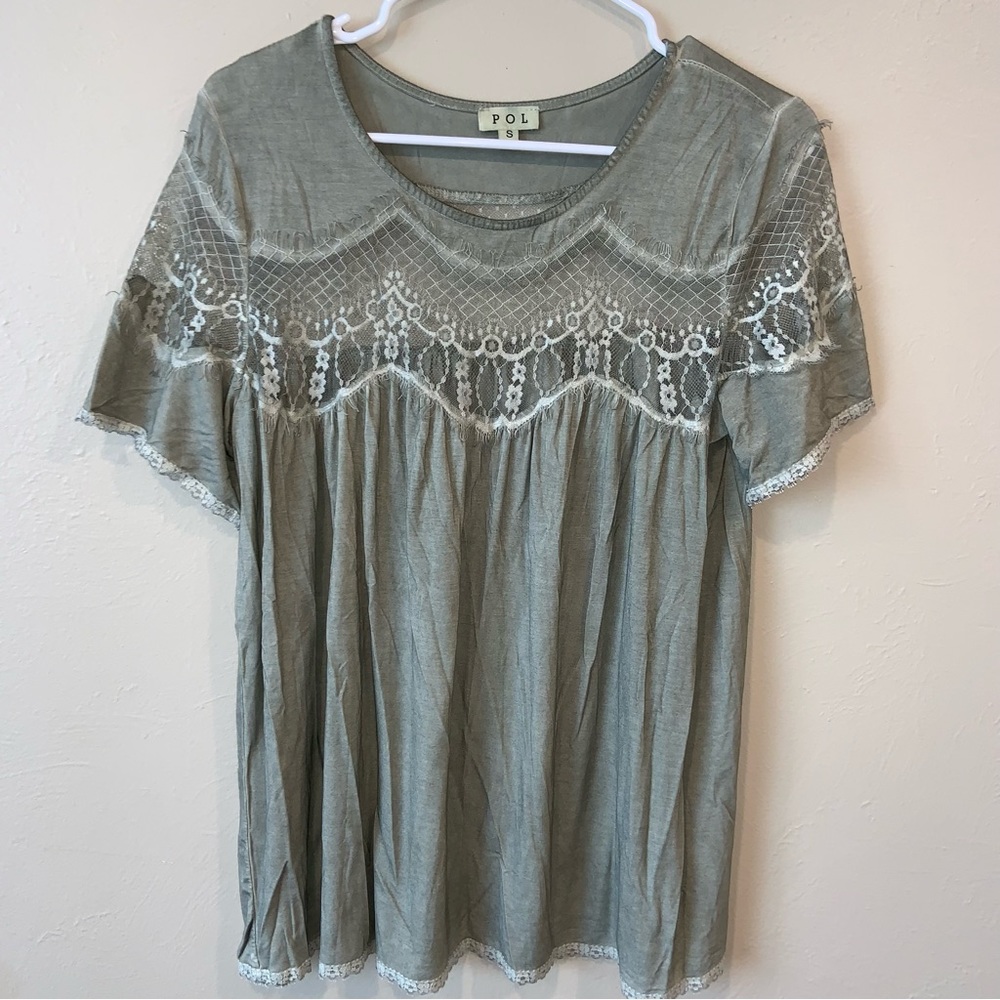 POL green lace detail blouse S
